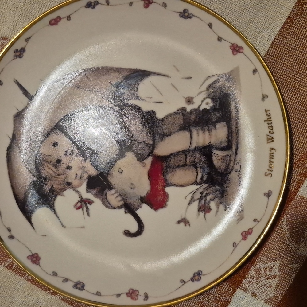Vintage Decorative Plate with Children and Umbrella